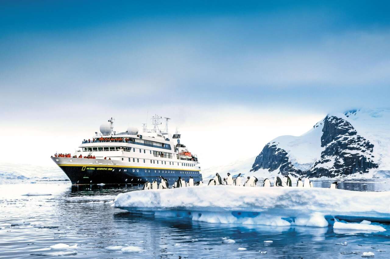 Bodrum'a Dünyaca Ünlü Keşif Gemisi National Geographic Orion Demir Attı: 85 Amerikalı VIP Yolcu ile Geldi 2